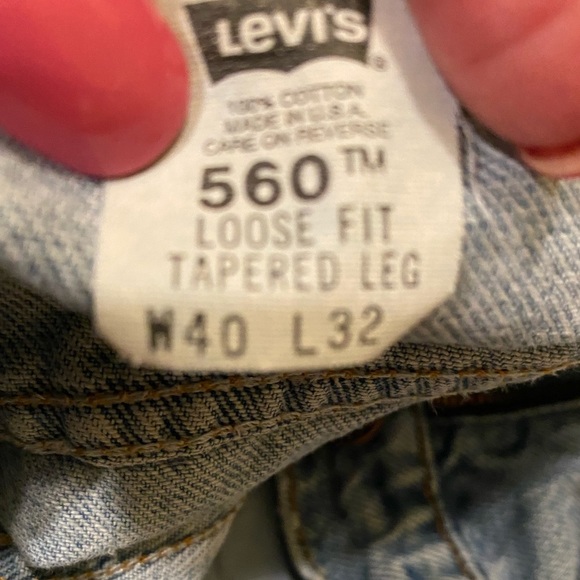 40X32 Levi Loose Fit Jeans - Picture 7 of 7